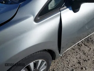 2014 Nissan Note S with VIN 3N1CE2CP8EL379779, listed as a IAAI auction lot 41711802 with 128,992 mi miles and . Bid and sale history available at DreamBid. Image 17.