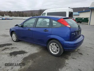 2005 Ford Focus S with VIN 3FAFP37NX5R111600, listed as a Copart auction lot 49073105 with 175,801 mi miles and Salvage Title. Bid and sale history available at carsss.com. Image 2.