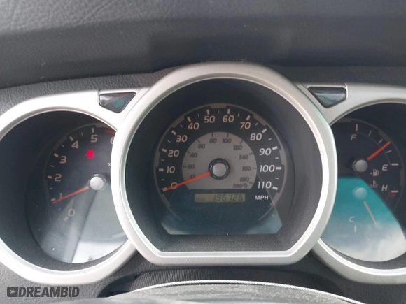2005 Toyota 4Runner SR5 with VIN JTEBU14R750073185, listed as a IAAI auction lot 41618999 with 196,126 mi miles. Bid and sale history available at carsss.com. Image 7.