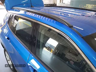 2021 Jeep Compass Latitude z VIN 3C4NJDBB0MT594087, wystawiony jako IAAI lot #42791550 z przebiegiem 78 385 mil mil oraz . Historia ofert i sprzedaży dostępna na DreamBid. Obrazek 19.