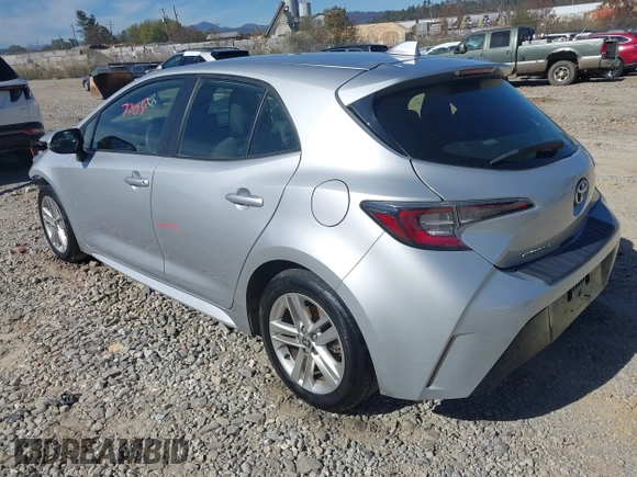 2022 Toyota Corolla Hatchback SE with VIN JTNB4MBE4N3155732, listed as a IAAI auction lot 40597309 with 1 mi miles. Bid and sale history available at carsss.com. Image 3.