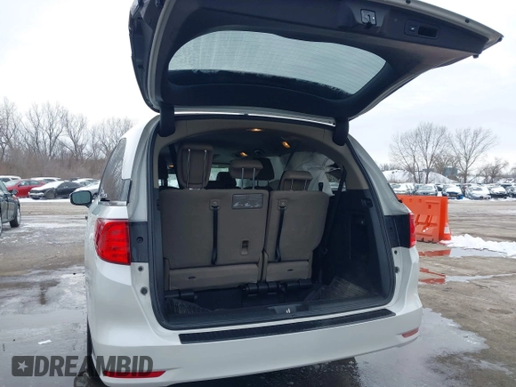 2020 Honda Odyssey EX-L with VIN 5FNRL6H72LB066476, listed as a IAAI auction lot 41577955 with 43,299 mi miles. Bid and sale history available at carsss.com. Image 12.