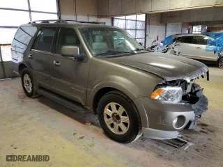 2004 Lincoln Navigator Luxury with VIN 5LMFU27R04LJ29755, listed as a Copart auction lot 86722214 with 121,737 mi miles and Salvage Title. Bid and sale history available at carsss.com. Image 4.