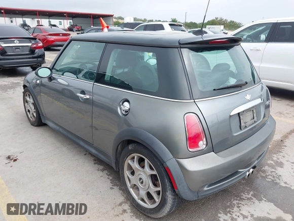 2006 MINI Hardtop S with VIN WMWRE33546TJ40154, listed as a IAAI auction lot 41924257 with 109,158 mi miles and . Bid and sale history available at DreamBid. Image 3.