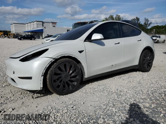 2024 Tesla Model Y Performance with VIN 7SAYGDEF3RF050704, listed as a Copart auction lot 45512455 with 15,539 mi miles and Salvage Title. Bid and sale history available at DreamBid. Image 1.