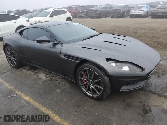2018 Aston Martin DB11 z VIN SCFRMFAV1JGL05008, wystawiony jako Copart lot #41488505 z przebiegiem 18 133 mil mil oraz Szkody całkowita. Historia ofert i sprzedaży dostępna na DreamBid. Obrazek 4.