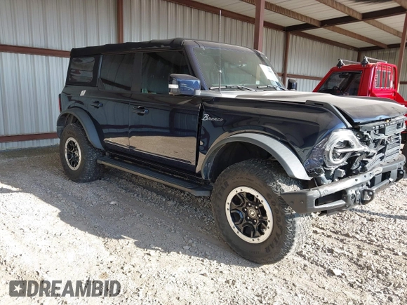 2021 Ford Bronco z VIN 1FMEE5DP2MLA89419, wystawiony jako IAAI lot #42846095 z przebiegiem 44 167 mil mil oraz . Historia ofert i sprzedaży dostępna na DreamBid. Obrazek 1.
