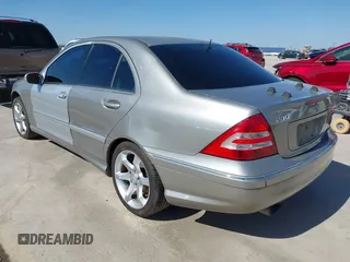 2005 Mercedes-Benz C 230 Kompressor with VIN WDBRF40J85A801605, listed as a IAAI auction lot 41751178 with 223,512 mi miles and . Bid and sale history available at DreamBid. Image 3.