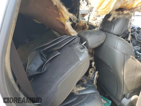 2017 Jeep Cherokee Limited z VIN 1C4PJMDB8HW511348, wystawiony jako Copart lot #60430415 z przebiegiem Nie podano mil oraz Nie do naprawy • Non repairable. Historia ofert i sprzedaży dostępna na DreamBid. Obrazek 10.