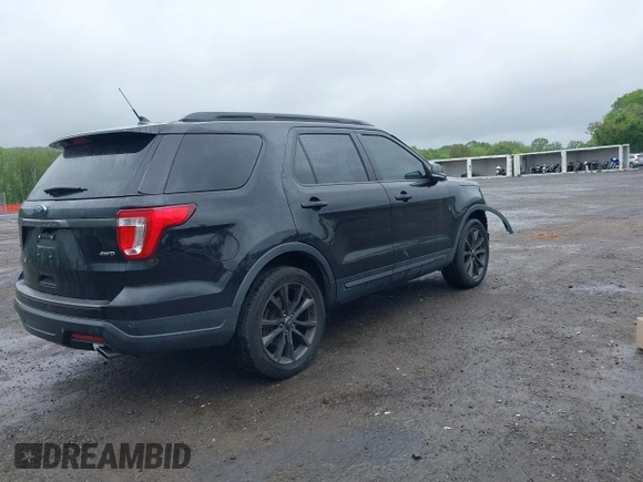 2019 Ford Explorer XLT с VIN 1FM5K8D86KGA81851, выставлен на аукционе IAAI как лот 42300021 с пробегом 54 486 миль миль и . История ставок и продаж доступна на DreamBid. Изображение 4.