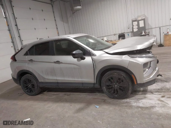 2022 Mitsubishi Eclipse Cross LE with VIN JA4ATVAA1NZ002479, listed as a IAAI auction lot 41359871 with 22,701 mi miles. Bid and sale history available at carsss.com. Image 13.