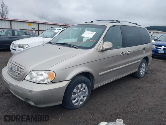 2004 Kia Sedona LX with VIN KNDUP131746563430, listed as a IAAI auction lot 41896386 with 141,526 mi miles. Bid and sale history available at carsss.com. Image 2.