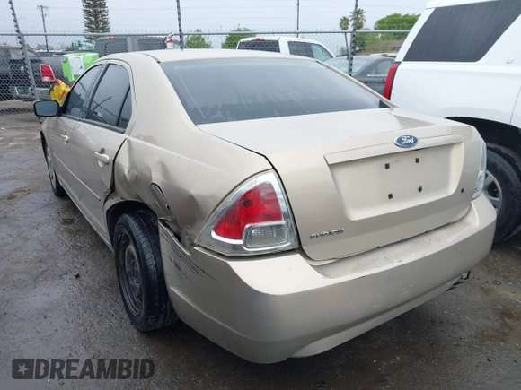 2006 Ford Fusion S with VIN 3FAFP06Z56R114621, listed as a IAAI auction lot 41901022 with 234,238 mi miles. Bid and sale history available at carsss.com. Image 3.