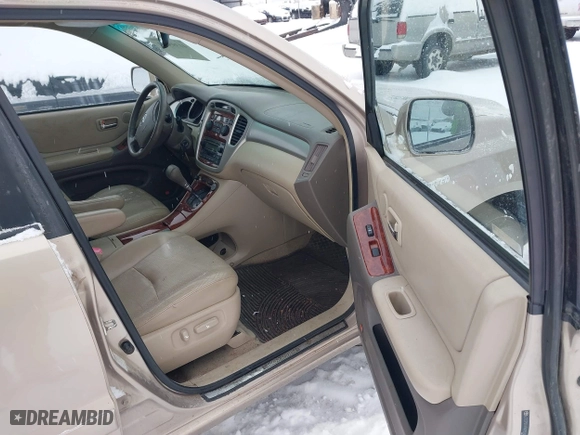 2006 Toyota Highlander w/3rd Row with VIN JTEEP21A760151409, listed as a IAAI auction lot 41395361 with 236,217 mi miles. Bid and sale history available at carsss.com. Image 5.