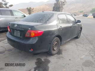 2010 Toyota Corolla z VIN JTDBU4EE7A9097154, wystawiony jako IAAI lot #41232347 z przebiegiem 274 264 mil mil oraz . Historia ofert i sprzedaży dostępna na DreamBid. Obrazek 4.