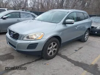 2012 Volvo XC60 3.2L с VIN YV4952DL3C2327880, выставлен на аукционе IAAI как лот 41215399 с пробегом 213 992 миль миль и . История ставок и продаж доступна на DreamBid. Изображение 2.