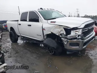 2020 Ram 2500 Tradesman with VIN 3C6UR5CL0LG280648, listed as a IAAI auction lot 41571573 with 90,543 mi miles. Bid and sale history available at carsss.com. Image 1.