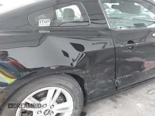 2014 Ford Mustang V6 z VIN 1ZVBP8AM5E5304212, wystawiony jako IAAI lot #42349481 z przebiegiem 18 478 mil mil oraz . Historia ofert i sprzedaży dostępna na DreamBid. Obrazek 6.