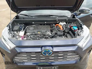 2021 Toyota RAV4 Hybrid XSE with VIN 4T3E6RFV0MU053245, listed as a IAAI auction lot 42426959 with 28,717 mi miles and . Bid and sale history available at DreamBid. Image 10.