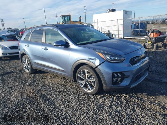 2021 Kia Niro Touring with VIN KNDCC3LC8M5480860, listed as a IAAI auction lot 41885146 with 39,677 mi miles. Bid and sale history available at carsss.com. Image 1.