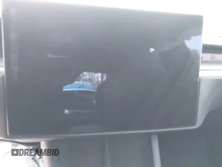 2022 Tesla Model X Plaid z VIN 7SAXCBE6XNF340704, wystawiony jako IAAI lot #41928524 z przebiegiem Nie podano mil oraz . Historia ofert i sprzedaży dostępna na DreamBid. Obrazek 15.