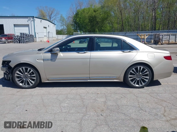 2017 Lincoln Continental Reserve with VIN 1LN6L9NP9H5616821, listed as a IAAI auction lot 42217250 with 88,138 mi miles and . Bid and sale history available at DreamBid. Image 15.
