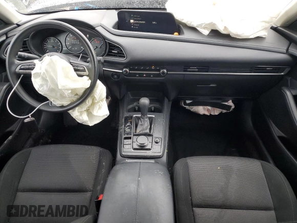 2022 Mazda CX-30 S with VIN 3MVDMBAL7NM418164, listed as a Copart auction lot 41493465 with 28,646 mi miles and Salvage title. Bid and sale history available at DreamBid. Image 8.