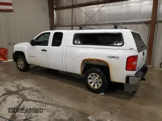 2011 Chevrolet Silverado 1500 Work Truck with VIN 1GCRKPE3XBZ443364, listed as a Copart auction lot 50638575 with 201,018 mi miles and Clean Title. Bid and sale history available at DreamBid. Image 2.
