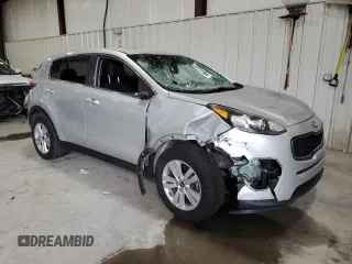 2018 Kia Sportage LX with VIN KNDPM3AC4J7375184, listed as a Copart auction lot 62231484 with 124,179 mi miles and Salvage Title. Bid and sale history available at carsss.com. Image 4.