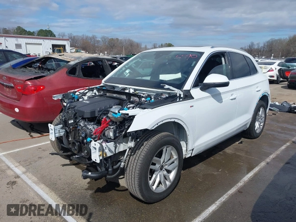 2024 Audi Q5 S line Premium with VIN WA1GAAFY4R2014543, listed as a IAAI auction lot 41704011 with 10,826 mi miles and . Bid and sale history available at DreamBid. Image 2.