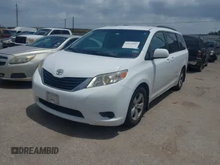 2014 Toyota Sienna LE AAS with VIN 5TDKK3DC0ES525654, listed as a IAAI auction lot 42153582 with 71,258 mi miles and . Bid and sale history available at carsss.com. Image 17.