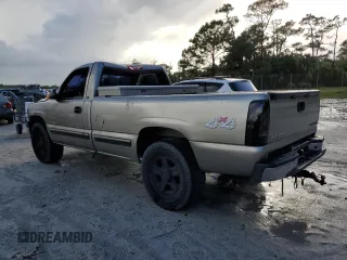 2000 Chevrolet Silverado 1500 with VIN 1GCEK14V5YE425577, listed as a Copart auction lot 77032444 with 123,428 mi miles and Salvage Title. Bid and sale history available at carsss.com. Image 2.