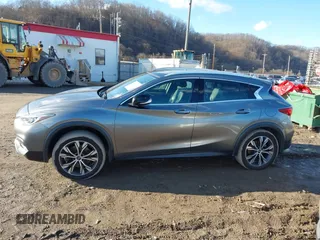 2017 Infiniti QX30 Luxury with VIN SJKCH5CR1HA020547, listed as a IAAI auction lot 41500509 with 64,263 mi miles. Bid and sale history available at carsss.com. Image 14.