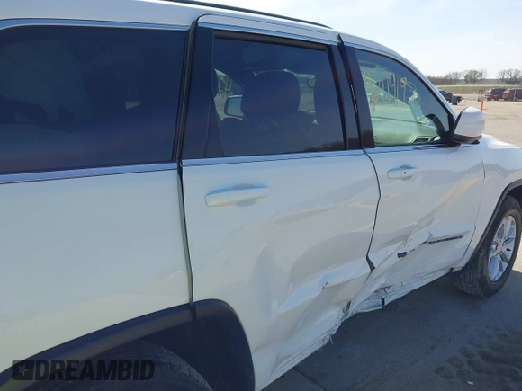 2022 Jeep Grand Cherokee Laredo X z VIN 1C4RJFAG7NC149692, wystawiony jako IAAI lot #42119197 z przebiegiem 37 835 mil mil oraz . Historia ofert i sprzedaży dostępna na DreamBid. Obrazek 18.