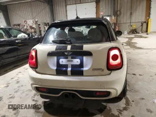2017 MINI Hardtop 4 Door Cooper S z VIN WMWXU3C52H2D31688, wystawiony jako Copart lot #85785404 z przebiegiem 69 849 mil mil oraz Szkoda całkowita • Salvage title. Historia ofert i sprzedaży dostępna na DreamBid. Obrazek 6.