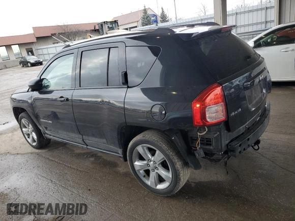 2011 Jeep Compass Limited with VIN 1J4NF5FB0BD176563, listed as a Copart auction lot 43953735 with 163,846 mi miles and Salvage Title. Bid and sale history available at carsss.com. Image 2.