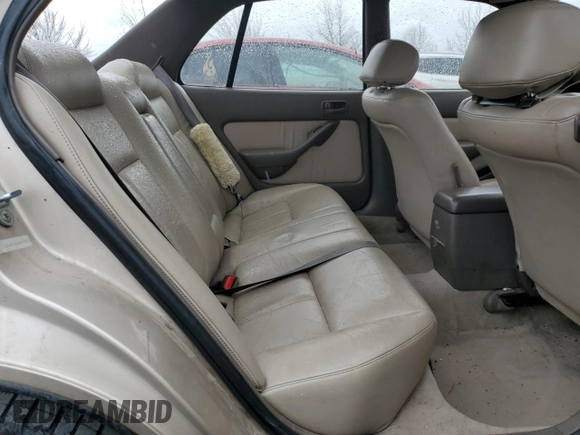 1994 Toyota Camry XLE with VIN JT2GK13E4R0053523, listed as a Copart auction lot 46646995 with 172,091 mi miles and Salvage Title. Bid and sale history available at carsss.com. Image 10.