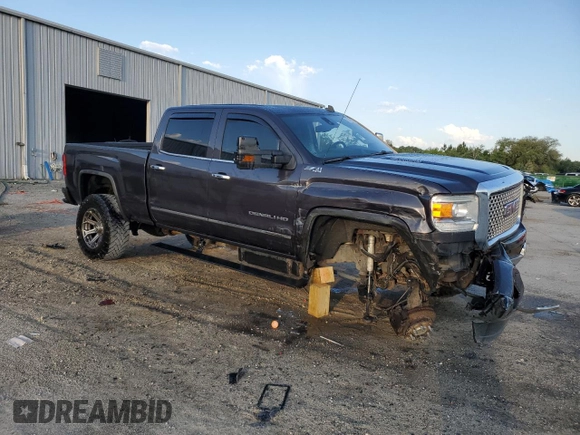 2015 GMC Sierra 2500HD Denali z VIN 1GT120E82FF136326, wystawiony jako Copart lot #55306345 z przebiegiem 181 532 mil mil oraz Szkoda całkowita • Salvage title. Historia ofert i sprzedaży dostępna na DreamBid. Obrazek 4.