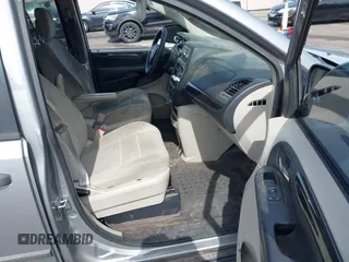 2013 Ram Cargo Van Tradesman с VIN 2C4JRGAG1DR672255, выставлен на аукционе IAAI как лот 42334497 с пробегом 182 343 миль миль и . История ставок и продаж доступна на DreamBid. Изображение 5.