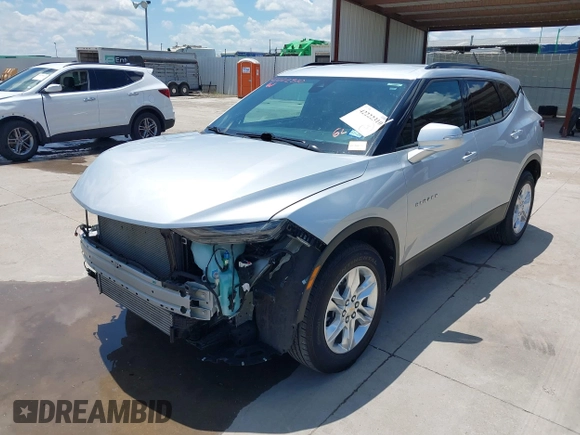 2021 Chevrolet Blazer LT z VIN 3GNKBCR47MS577835, wystawiony jako IAAI lot #42222310 z przebiegiem 26 030 mil mil oraz . Historia ofert i sprzedaży dostępna na DreamBid. Obrazek 19.