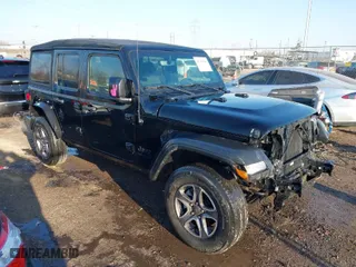2022 Jeep Wrangler Unlimited Sport S with VIN 1C4HJXDG5NW135060, listed as a IAAI auction lot 41738841 with 33,322 mi miles. Bid and sale history available at carsss.com. Image 1.
