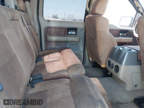 2006 Ford F-150 XLT с VIN 1FTPW14516KB52701, выставлен на аукционе IAAI как лот 42570677 с пробегом 185 149 миль миль и . История ставок и продаж доступна на DreamBid. Изображение 8.