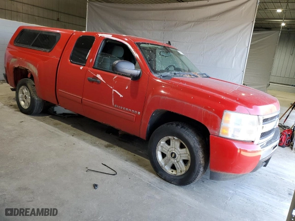 2009 Chevrolet Silverado 1500 LT with VIN 1GCEK29099Z271355, listed as a Copart auction lot 52631235 with 221,409 mi miles and Clean Title. Bid and sale history available at carsss.com. Image 4.