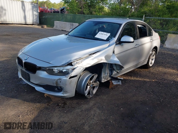 2014 BMW 3 Series 328d z VIN WBA3D3C58EK157097, wystawiony jako IAAI lot #42081036 z przebiegiem 117 898 mil mil oraz . Historia ofert i sprzedaży dostępna na DreamBid. Obrazek 2.