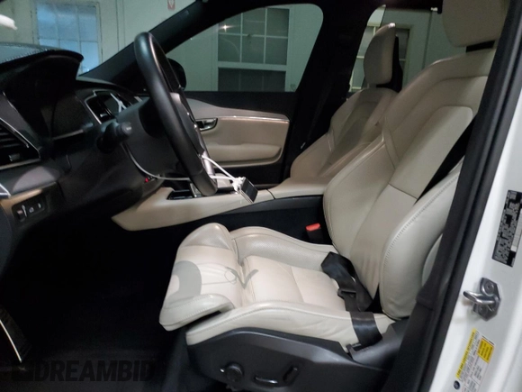 2021 Volvo XC90 R-Design with VIN YV4BR0CM3M1683841, listed as a Copart auction lot 48255854 with 53,839 mi miles and Clean Title. Bid and sale history available at carsss.com. Image 7.