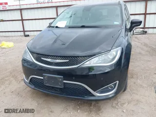 2020 Chrysler Pacifica Touring with VIN 2C4RC1FG0LR185346, listed as a IAAI auction lot 41957852 with 120,316 mi miles. Bid and sale history available at carsss.com. Image 6.