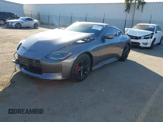 2024 Nissan Z Performance с VIN JN1BZ4BH6RM362352, выставлен на аукционе IAAI как лот 41141551 с пробегом 34 507 миль миль и . История ставок и продаж доступна на DreamBid. Изображение 2.