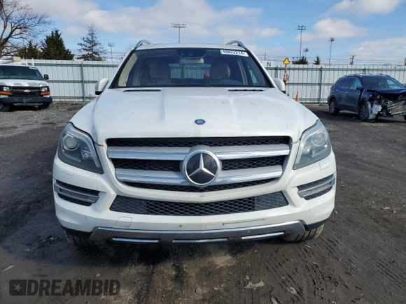 2015 Mercedes-Benz GL-Class GL 450 with VIN 4JGDF6EE5FA562742, listed as a Copart auction lot 40822214 with 131,851 mi miles. Bid and sale history available at carsss.com. Image 5.