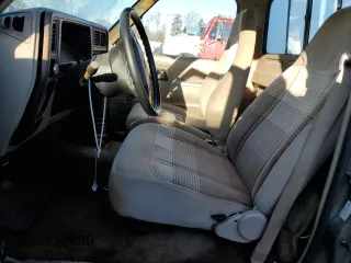 1989 Ford Ranger with VIN 1FTCR10T3KUB89063, listed as a Copart auction lot 87583765 with 33,033 mi miles and Clean Title. Bid and sale history available at DreamBid. Image 7.