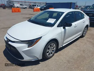 2025 Toyota Corolla LE z VIN 5YFB4MDE0SP287827, wystawiony jako IAAI lot #42495435 z przebiegiem 7 062 mil mil oraz . Historia ofert i sprzedaży dostępna na DreamBid. Obrazek 2.